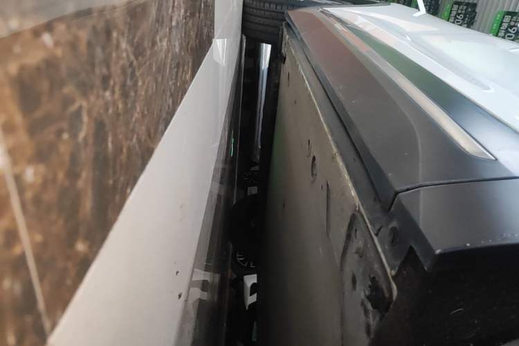 Used Nio EC6 2020 440 km Performance Version Right Side Sill