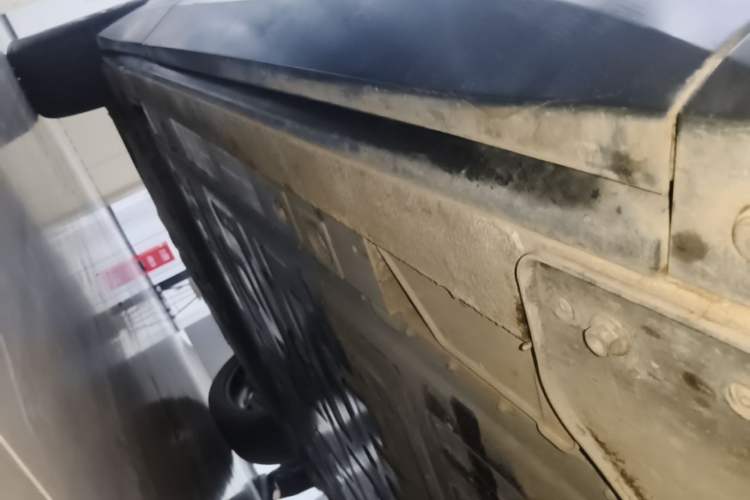 Used Nio EC6 2020 605 km Sport Edition Right Side Sill