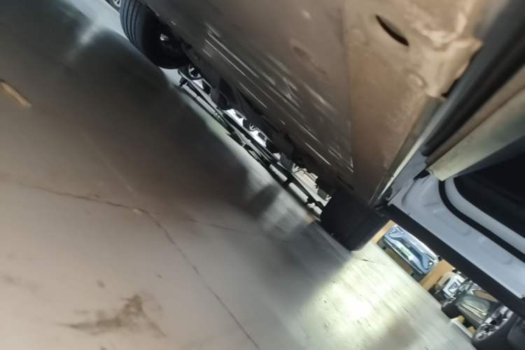 Used Nio EC6 2020 430 km Sport Version Right Side Sill