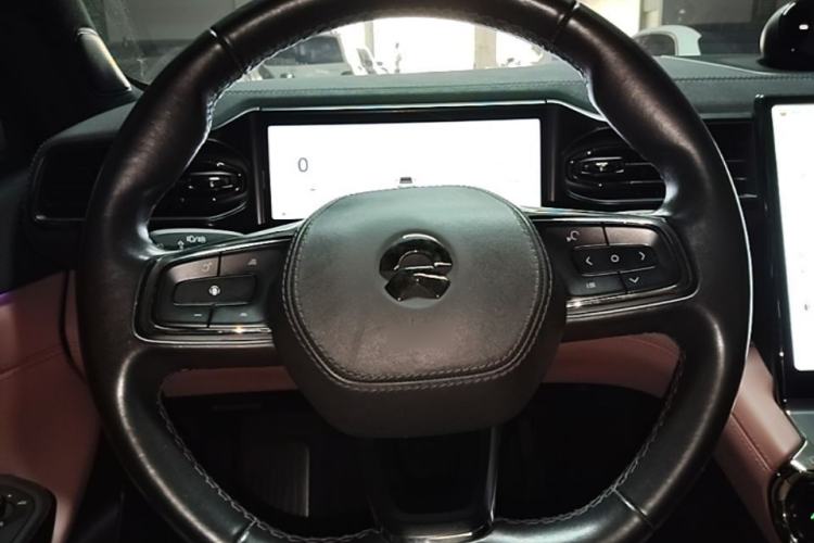 Used Nio EC6 2020 615 km Performance Edition Steering Wheel
