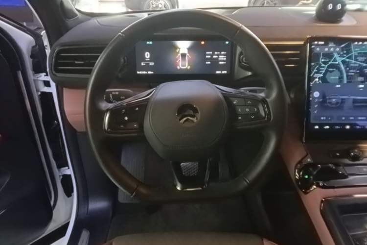 Used Nio EC6 2020 615 km Performance Edition Steering Wheel