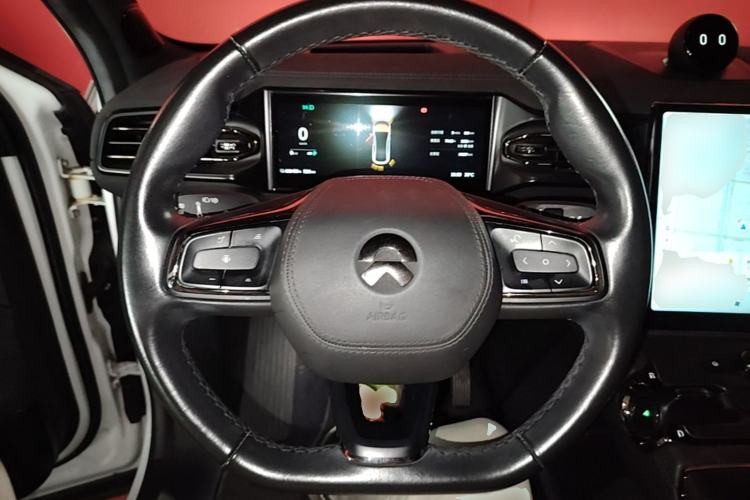 Used Nio EC6 2020 605 km Sport Edition Steering Wheel