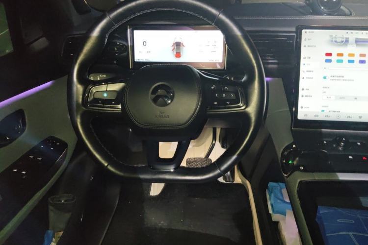 Used Nio EC6 2020 615 km Performance Edition Steering Wheel