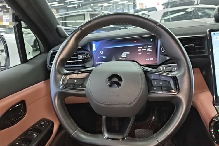Used Nio EC6 2020 605 km Sport Edition Steering Wheel