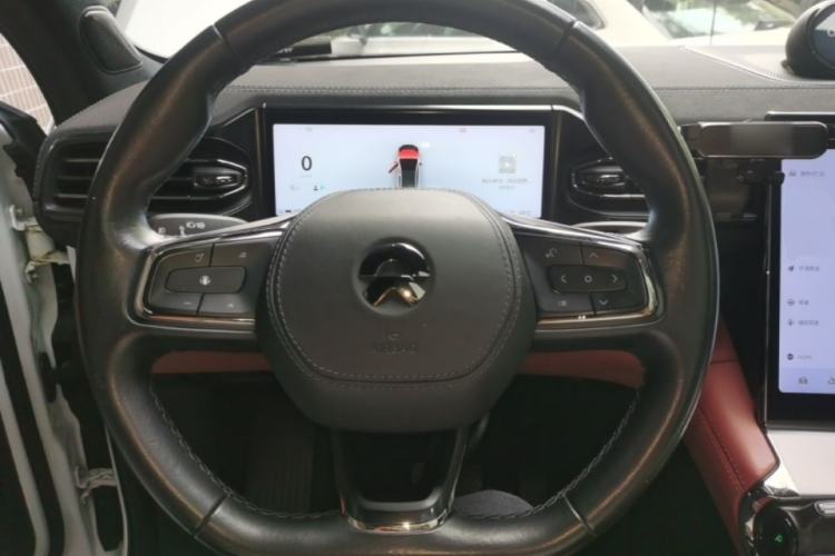 Used Nio EC6 2020 615 km Signature Edition Steering Wheel