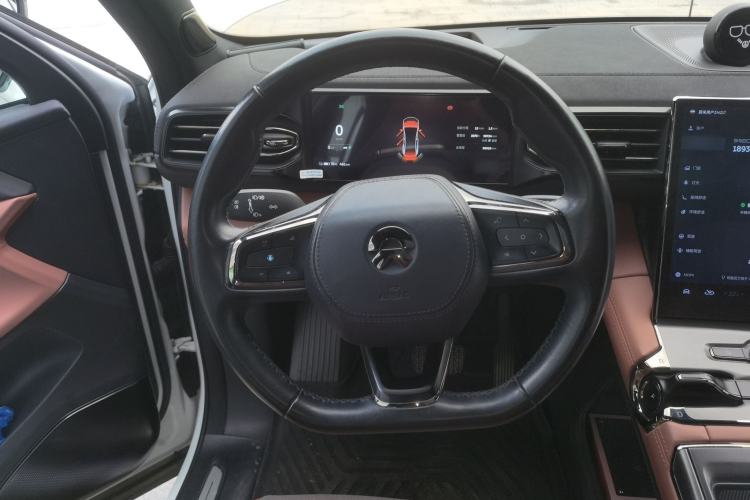Used Nio EC6 2020 605 km Sport Edition Steering Wheel