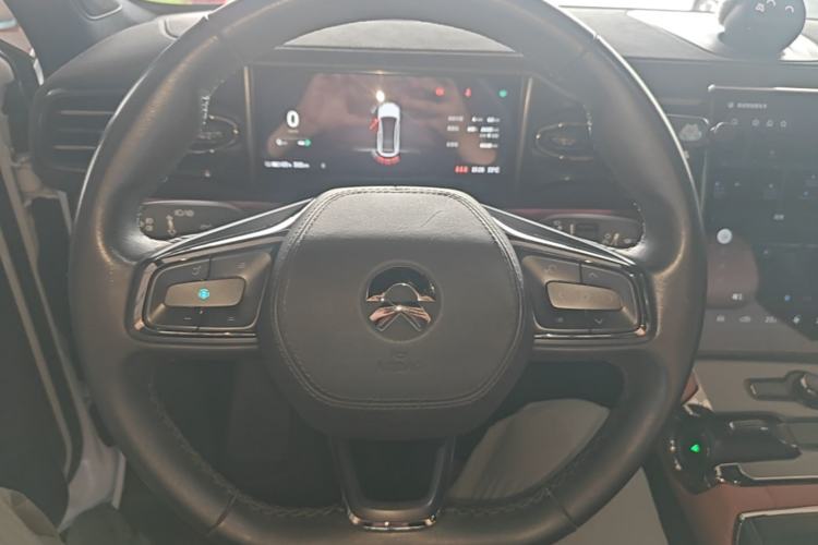 Used Nio EC6 2020 605 km Sport Edition Steering Wheel