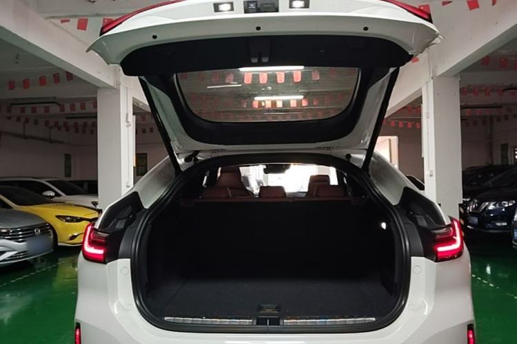 Used Nio EC6 2020 615 km Performance Edition Trunk