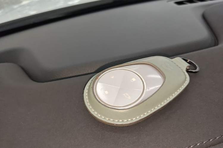 Used Nio EC6 2020 615 km Performance Edition Vehicle Key