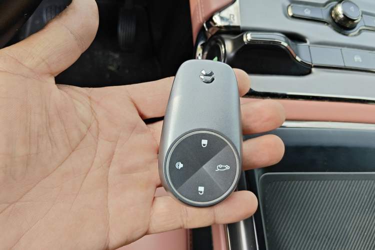 Used Nio EC6 2020 440 km Performance Version Vehicle Key