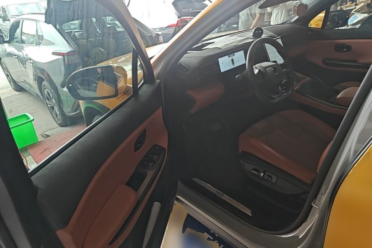 Used Nio EC6 2020 605 km Sport Edition Driver Seat