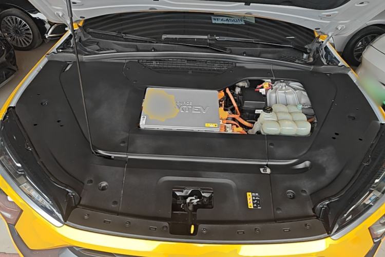 Used Nio EC6 2020 605 km Sport Edition Engine Bay