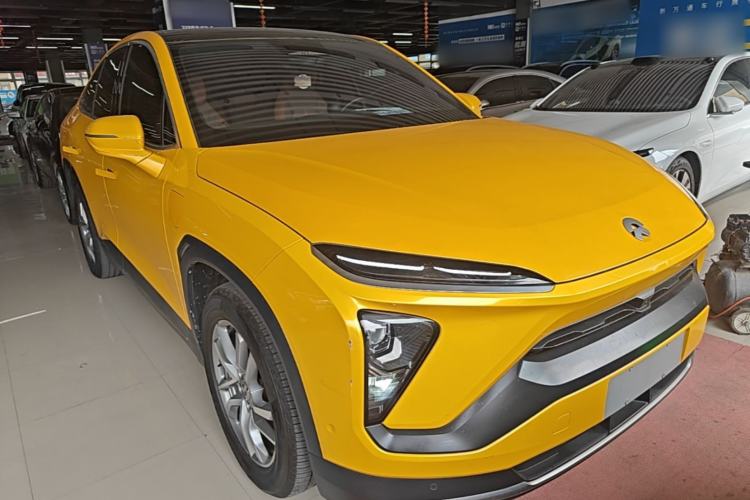Used Nio EC6 2020 605 km Sport Edition Front Right 45 Deg