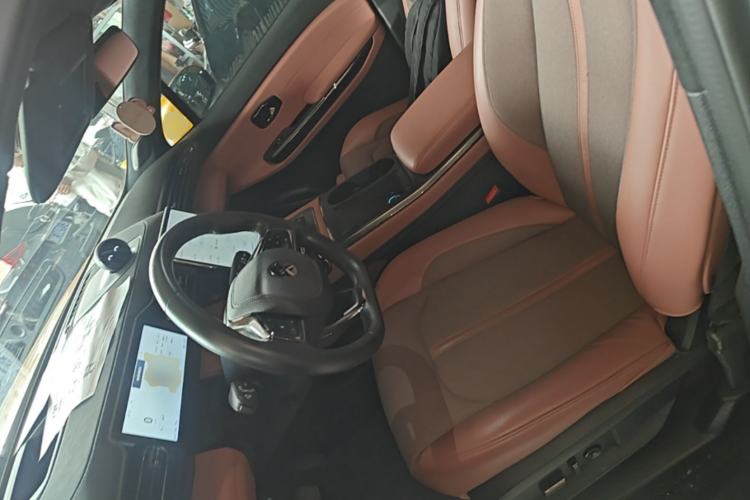 Used Nio EC6 2020 605 km Sport Edition Left Front Seat
