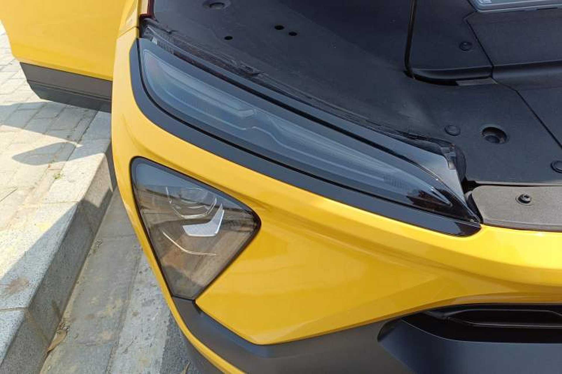 Used Nio EC6 2020 605 km Sport Edition Right Front Headlight