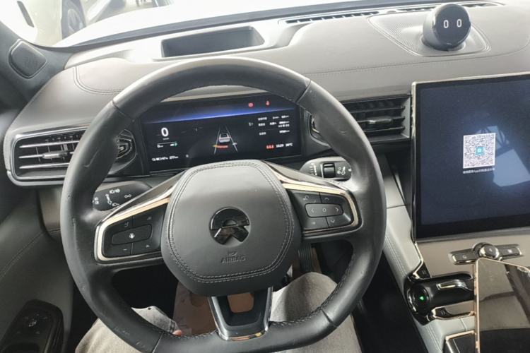 Used Nio EC6 2022 100kWh Sport Edition Center Console