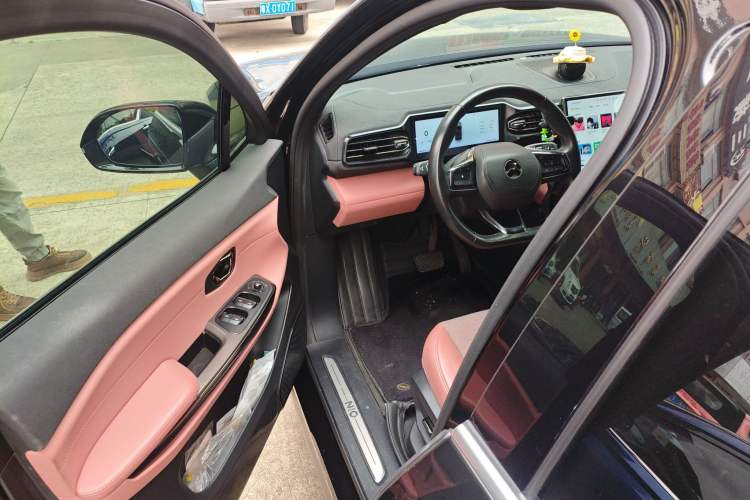Used Nio EC6 2022 75 kWh Sport Edition Driver Seat