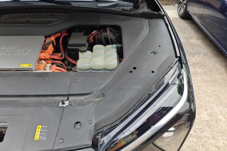 Used Nio EC6 2022 75 kWh Sport Edition Engine Bay Left