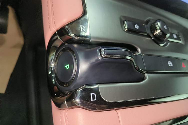 Used Nio EC6 2022 75 kWh Sport Edition Gear Lever