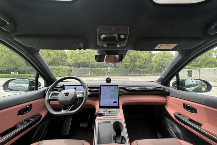 Used Nio EC6 2022 75 kWh Sport Edition Interior 2