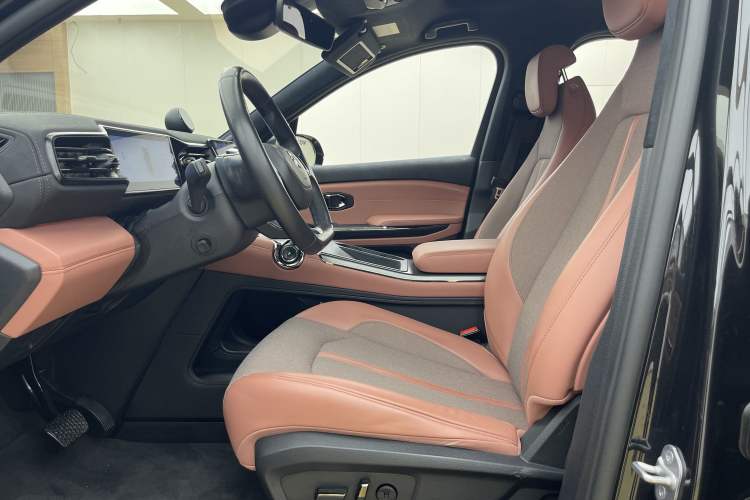 Used Nio EC6 2022 75 kWh Sport Edition Left Front Seat