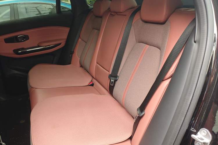 Used Nio EC6 2022 75 kWh Sport Edition Left Rear Seat