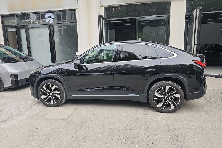 Used Nio EC6 2022 75 kWh Sport Edition Left Side