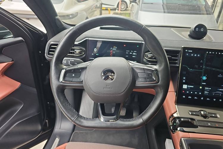 Used Nio EC6 2022 75 kWh Sport Edition Steering Wheel