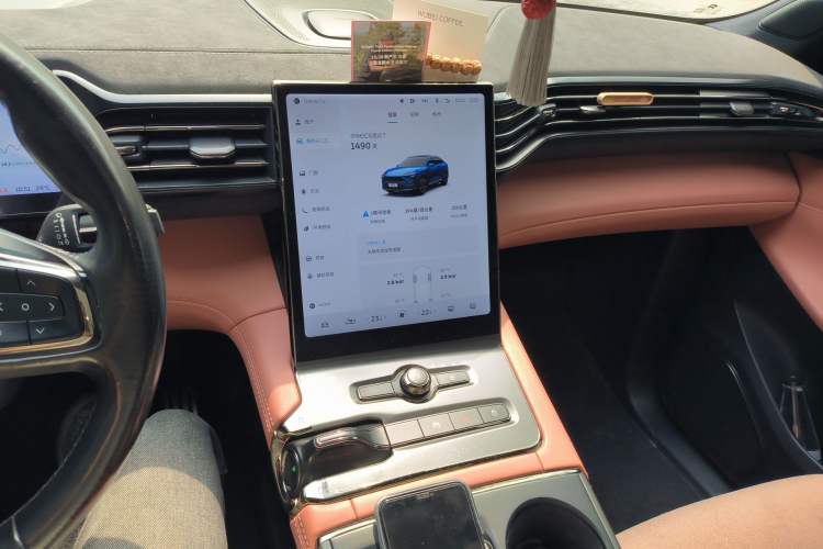 Used Nio EC6 2022 75 kWh Sport Edition Audio And AC Panel