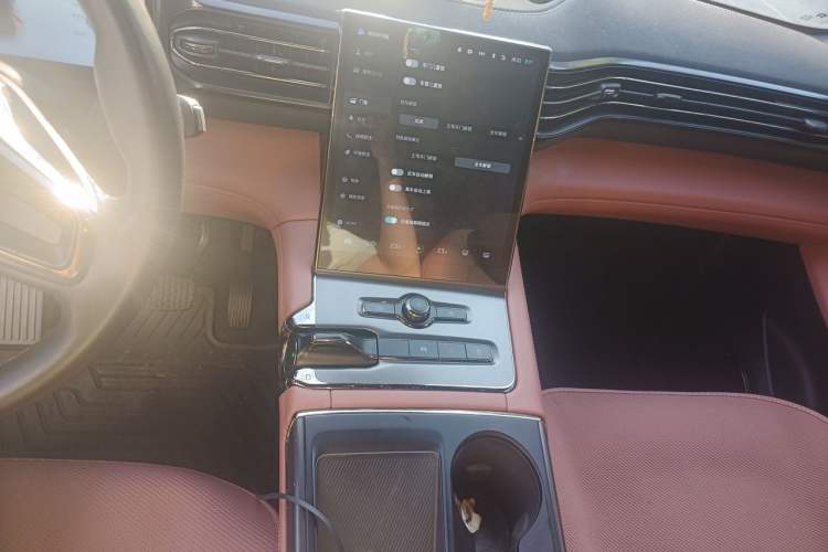 Used Nio EC6 2022 100kWh Performance Version Audio And AC Panel