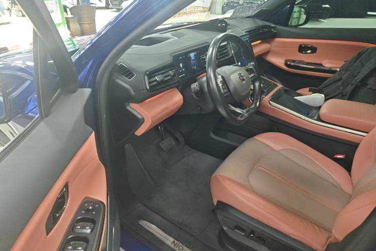 Used Nio EC6 2022 75 kWh Performance Version Driver Seat