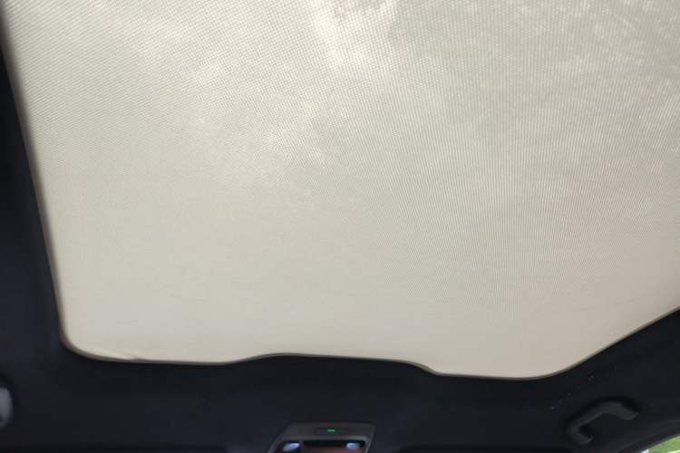 Used Nio EC6 2022 75 kWh Sport Edition Headliner