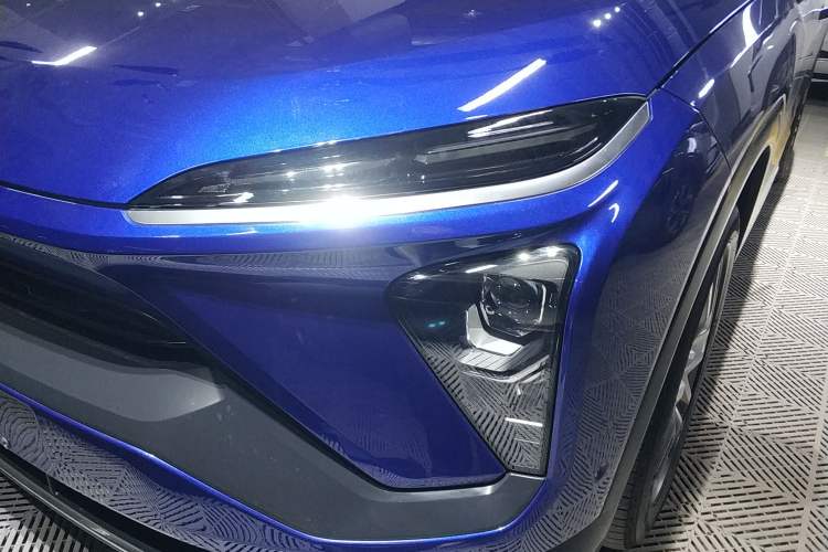 Used Nio EC6 2022 75 kWh Sport Edition Left Front Headlight