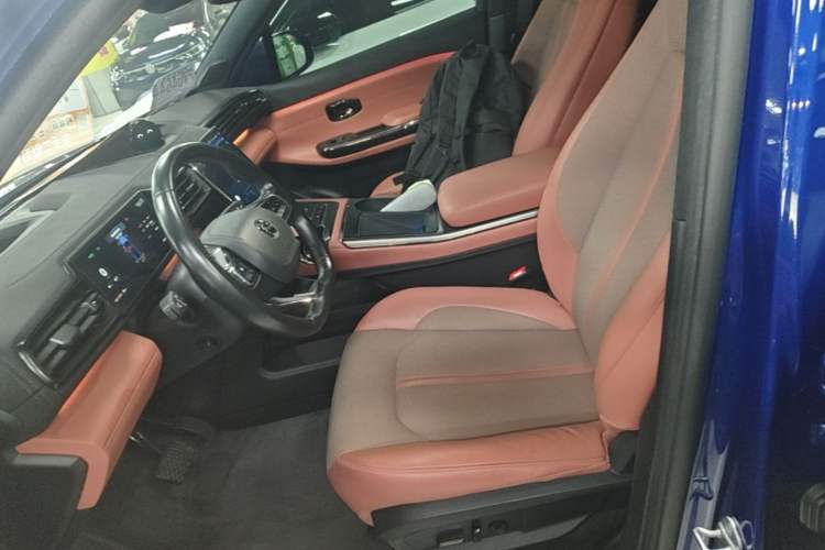 Used Nio EC6 2022 75 kWh Performance Version Left Front Seat