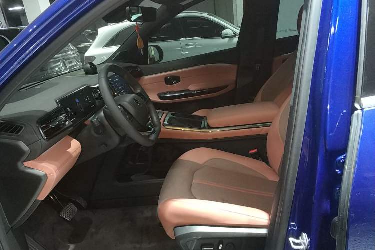 Used Nio EC6 2022 75 kWh Sport Edition Left Front Seat