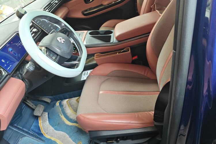 Used Nio EC6 2022 75 kWh Sport Edition Left Front Seat