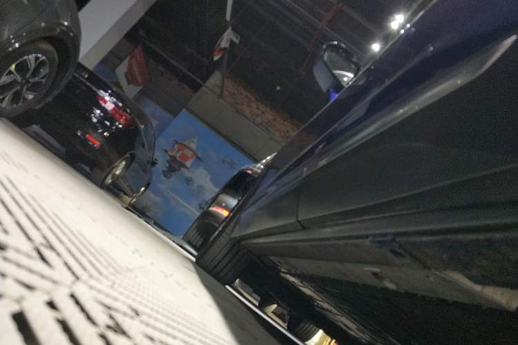 Used Nio EC6 2022 75 kWh Sport Edition Left Side Sill