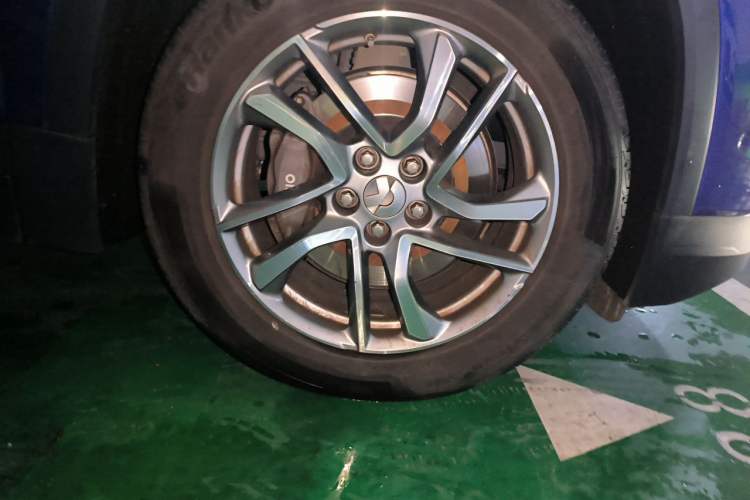 Used Nio EC6 2022 100kWh Sport Edition Right Front Wheel Hub