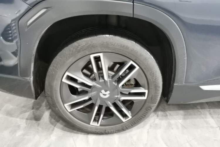 Used Nio EC6 2022 100kWh Performance Version Right Rear Wheel Hub