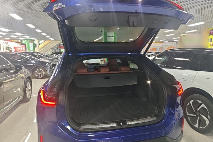 Used Nio EC6 2022 75 kWh Performance Version Trunk