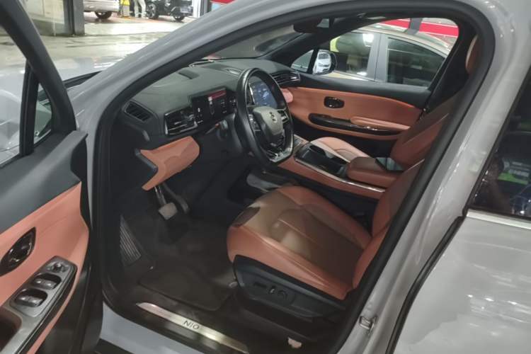 Used Nio EC6 2022 75 kWh Sport Edition Driver Seat