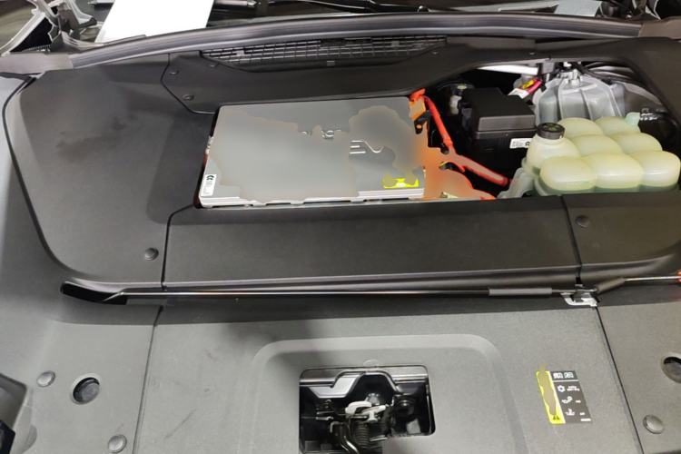 Used Nio EC6 2022 75 kWh Sport Edition Engine Bay