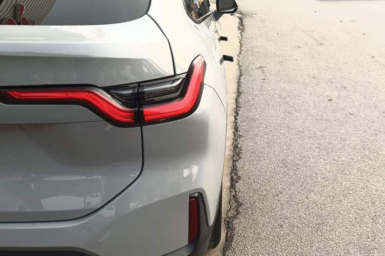 Used Nio EC6 2022 75 kWh Sport Edition Exterior 6