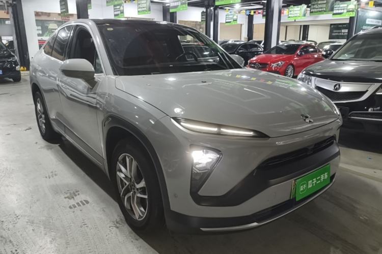 Used Nio EC6 2022 75 kWh Sport Edition Front Right 45 Deg