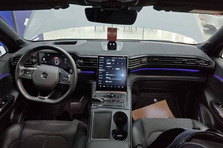 Used Nio EC6 2022 100kWh Sport Edition Interior 2