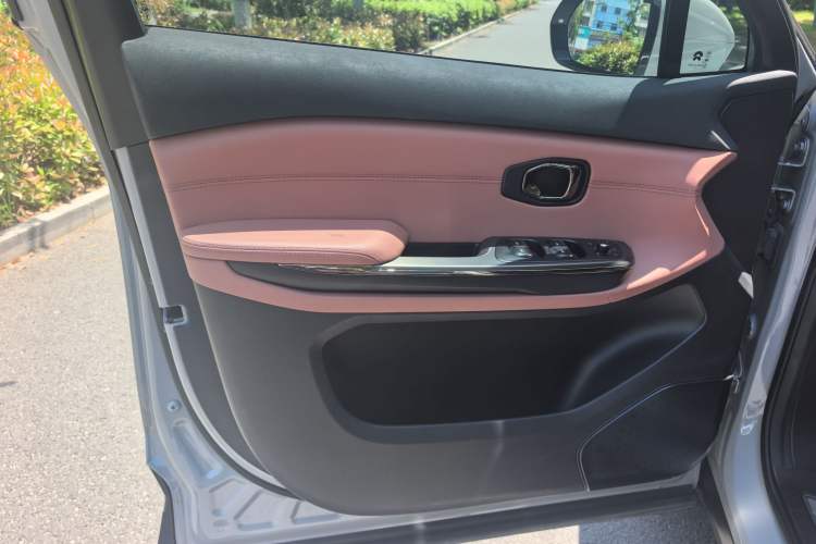 Used Nio EC6 2022 100kWh Sport Edition Interior 8