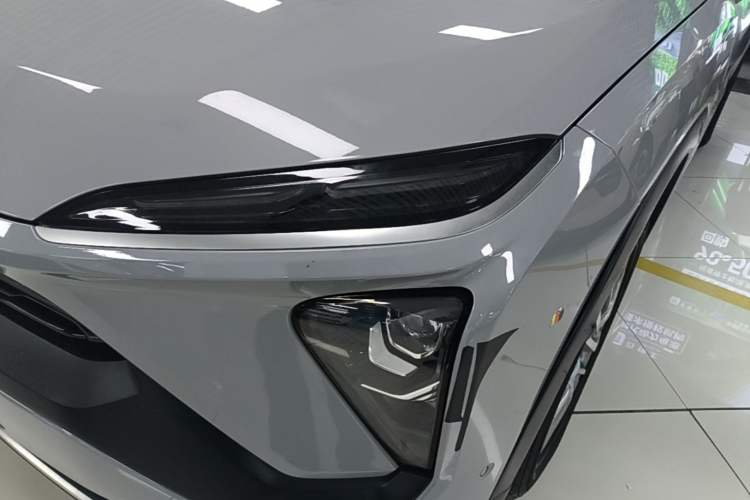 Used Nio EC6 2022 75 kWh Sport Edition Left Front Headlight