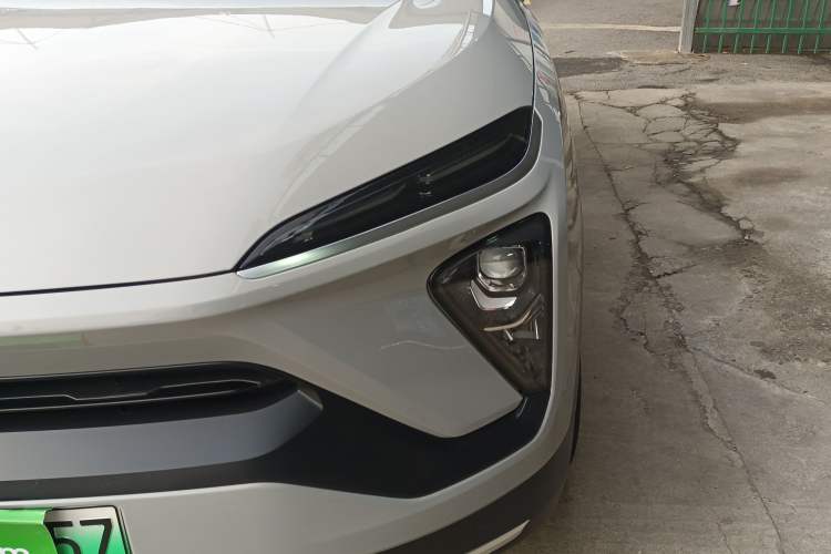 Used Nio EC6 2022 75 kWh Sport Edition Left Front Headlight