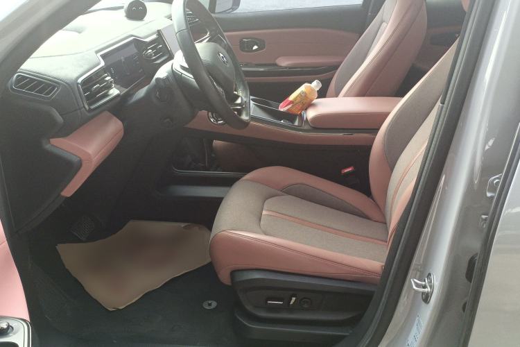 Used Nio EC6 2022 75 kWh Sport Edition Left Front Seat