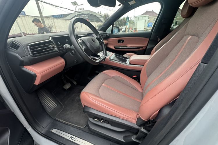 Used Nio EC6 2022 75 kWh Sport Edition Left Front Seat